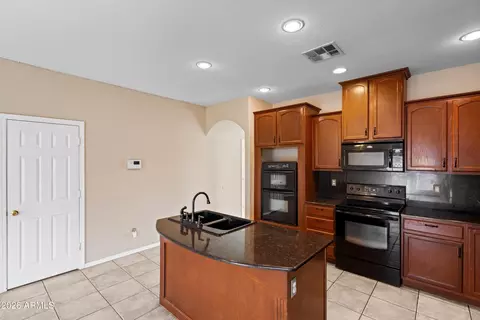 612 E Dee St, Avondale, AZ 85323 photo 12