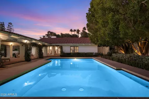Exterior - 84 Biltmore Ests, Phoenix, AZ 85016 photo 6 of 10