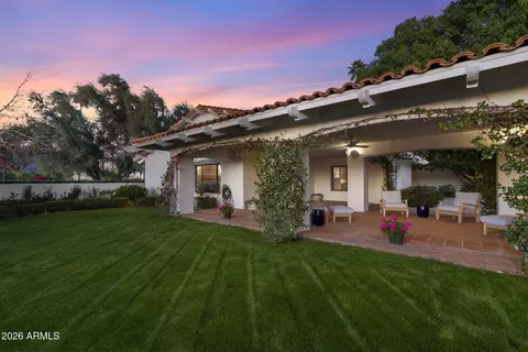 Exterior - 84 Biltmore Ests, Phoenix, AZ 85016 photo 9 of 10