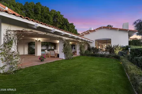 Exterior - 84 Biltmore Ests, Phoenix, AZ 85016 photo 8 of 10
