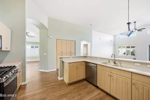 460 E Arabian Dr, Gilbert, AZ 85296 photo 3