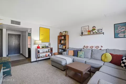 2106 W Devonshire St, Mesa, AZ 85201 photo 4