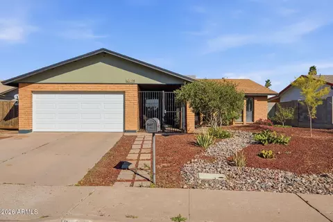 2106 W Devonshire St, Mesa, AZ 85201