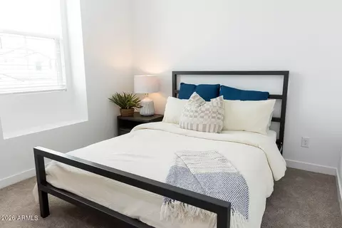 Bedroom - 2335 E Levi Dr, Phoenix, AZ 85040 photo 1 of 3