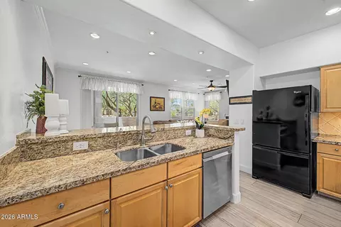 19777 N 76th St #1106, Scottsdale, AZ 85255