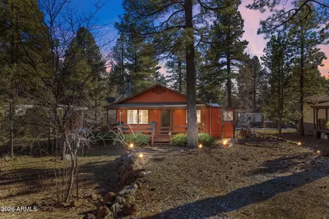 735 E Cedar Wood Dr, Munds Park, AZ 86017