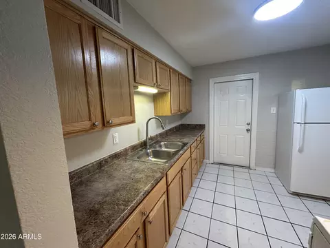 Kitchen - 837 E Alice Ave, Phoenix, AZ 85020 photo 1 of 2