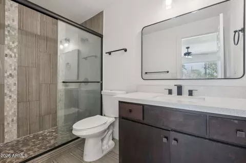 Bath - 2217 E Sheridan St, Phoenix, AZ 85006 photo 3 of 3