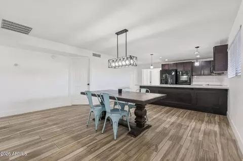Dining - 2217 E Sheridan St, Phoenix, AZ 85006 photo 1 of 1