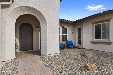 Exterior - 1978 E Indian Wells Dr, Gilbert, AZ 85298 photo 3 of 8