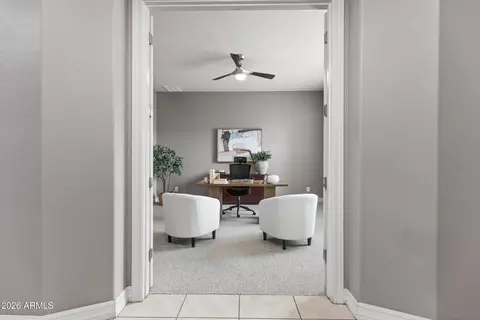 Entry Way - 1978 E Indian Wells Dr, Gilbert, AZ 85298 photo 4 of 7