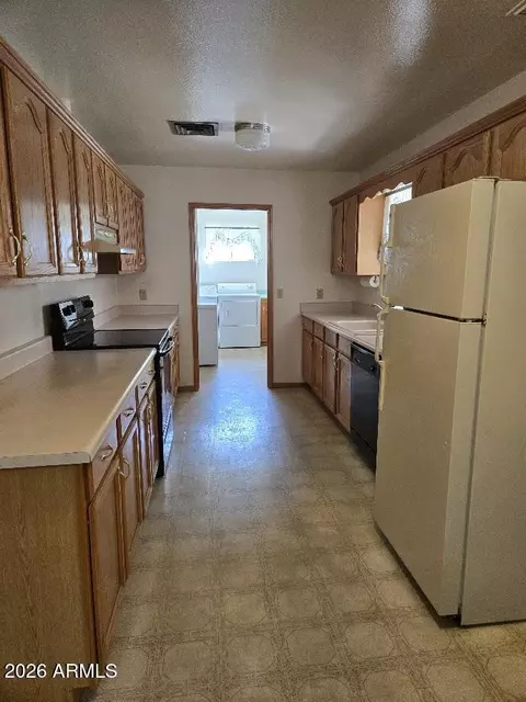 Kitchen - 811 E Clanton Ave, Buckeye, AZ 85326 photo 1 of 4