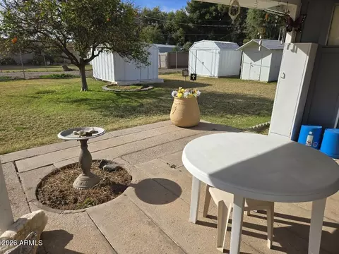 Exterior - 811 E Clanton Ave, Buckeye, AZ 85326 photo 2 of 5