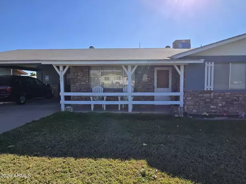 Exterior - 811 E Clanton Ave, Buckeye, AZ 85326 photo 1 of 5