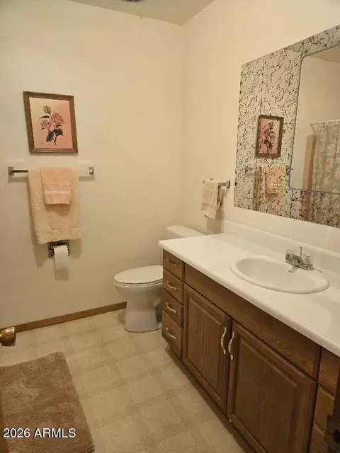 Bath - 811 E Clanton Ave, Buckeye, AZ 85326 photo 2 of 3