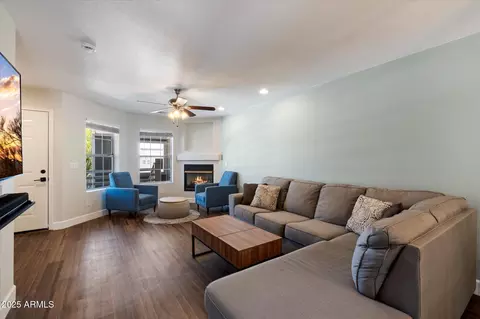 1505 N Center St #218, Mesa, AZ 85201