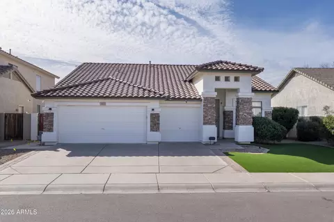2205 W Olive Way, Chandler, AZ 85248