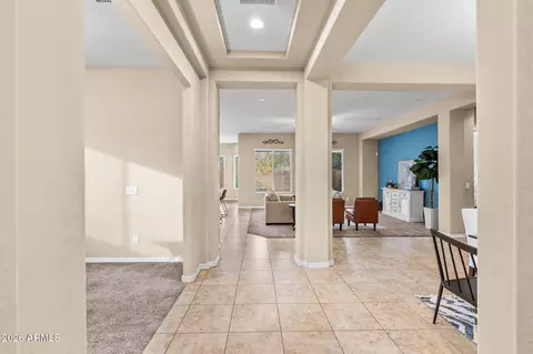 3702 E Robin Ln, Gilbert, AZ 85296 photo 5
