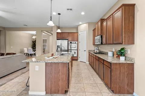 3702 E Robin Ln, Gilbert, AZ 85296 photo 9