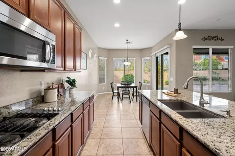 3702 E Robin Ln, Gilbert, AZ 85296 photo 10
