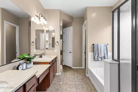 3702 E Robin Ln, Gilbert, AZ 85296 photo 27