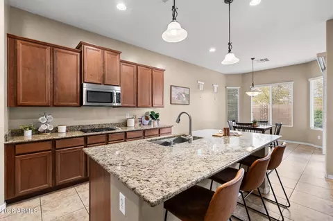 3702 E Robin Ln, Gilbert, AZ 85296 photo 7