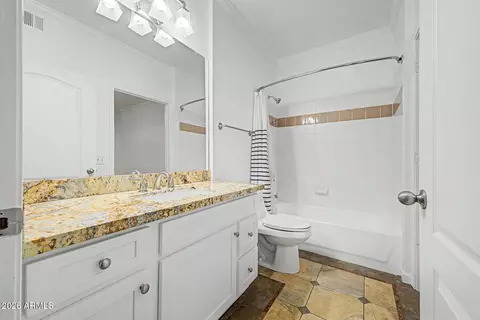 Bath - 1701 E Colter St #337, Phoenix, AZ 85016 photo 1 of 2