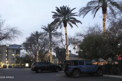 Exterior - 1701 E Colter St #337, Phoenix, AZ 85016 photo 2 of 5