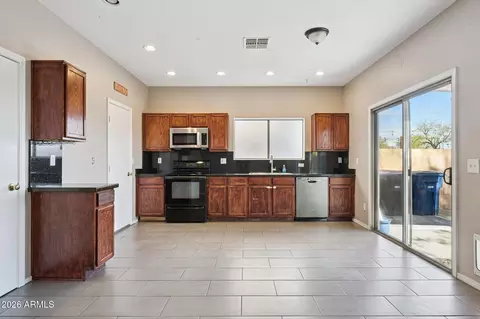 790 E Reflection Pl, Chandler, AZ 85286 photo 2