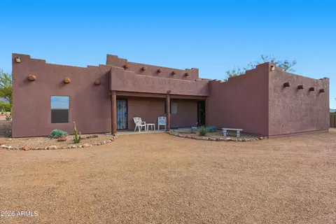 Exterior - 710 S Muleshoe Rd S, Apache Junction, AZ 85119 photo 2 of 11