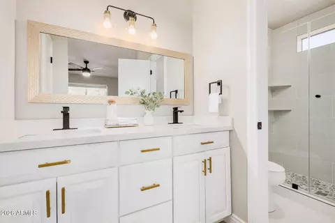 Bath - 7144 E Gary St, Mesa, AZ 85207 photo 2 of 5