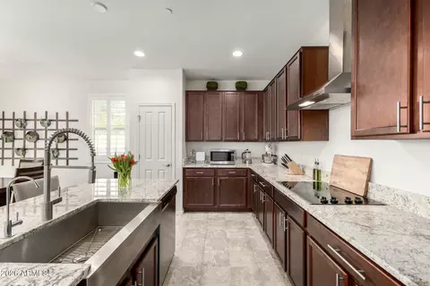 Kitchen - 4050 E Ranch Rd, Gilbert, AZ 85296 photo 3 of 5