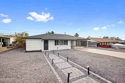 1237 E Ruth Ave, Phoenix, AZ 85020 photo 2
