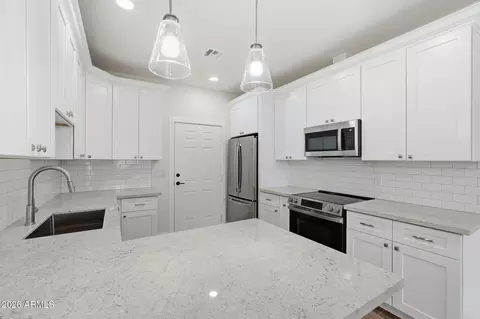 Kitchen - 501 E 2nd Ave #17, Mesa, AZ 85204 photo 3 of 5