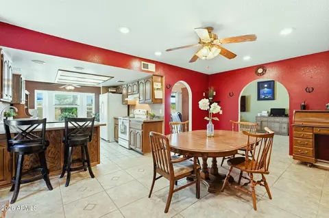 Dining - 2908 E Concho Ave, Mesa, AZ 85204 photo 1 of 2