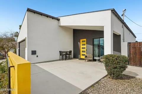 Exterior - 1434 E Weldon Ave, Phoenix, AZ 85014 photo 5 of 13