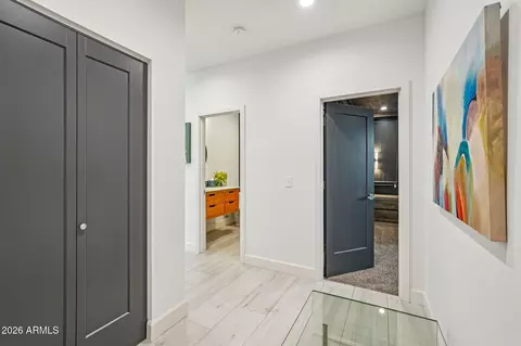 Entry Way - 1434 E Weldon Ave, Phoenix, AZ 85014 photo 2 of 2
