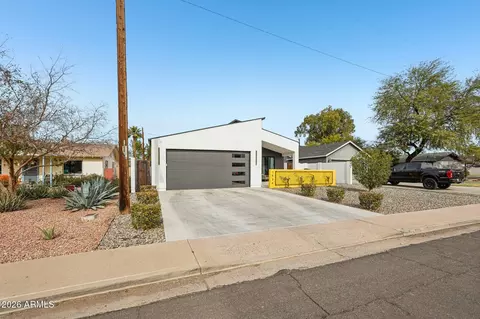 Exterior - 1434 E Weldon Ave, Phoenix, AZ 85014 photo 3 of 13