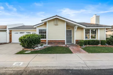 133 E Campo Bello Dr, Phoenix, AZ 85022