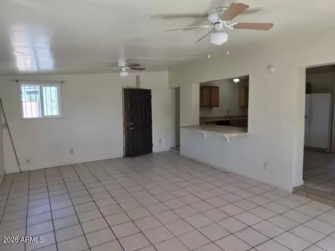 Living - 6044 N 42nd Ave, Phoenix, AZ 85019 photo 4 of 5