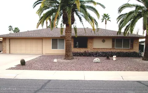 13046 W Skyview Dr, Sun City West, AZ 85375