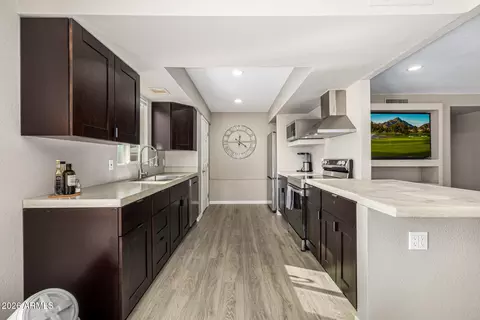 9340 E Citrus Ln N, Sun Lakes, AZ 85248