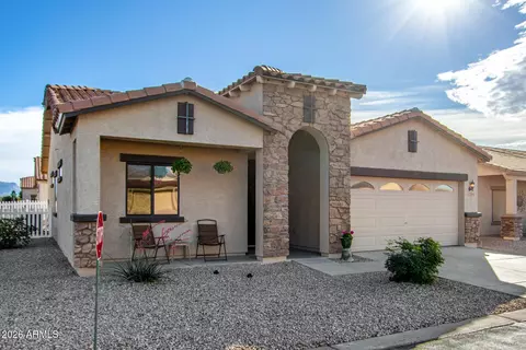 Exterior - 2101 S Meridian Rd #204, Apache Junction, AZ 85120 photo 2 of 8
