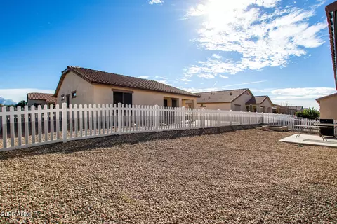 Exterior - 2101 S Meridian Rd #204, Apache Junction, AZ 85120 photo 8 of 8