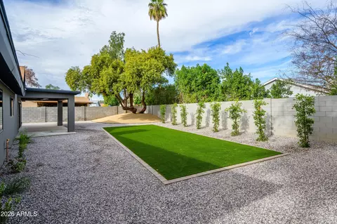 2432 W Saint Moritz Ln, Phoenix, AZ 85023 photo 37