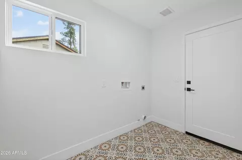 2432 W Saint Moritz Ln, Phoenix, AZ 85023 photo 21