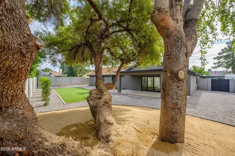 2432 W Saint Moritz Ln, Phoenix, AZ 85023 photo 41
