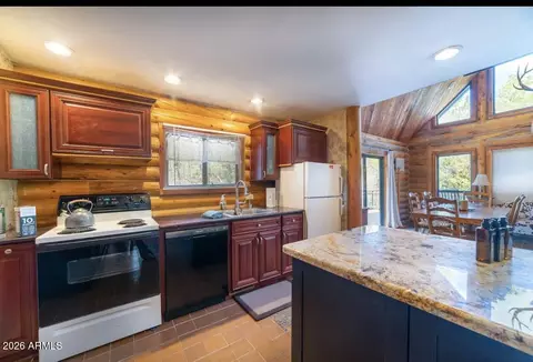 Kitchen - 6653 W Ridge Rd, Pine, AZ 85544 photo 2 of 3