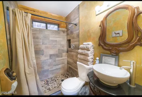 Bath - 6653 W Ridge Rd, Pine, AZ 85544 photo 4 of 4