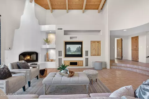 Living - 8540 E Mcdowell Rd #110, Mesa, AZ 85207 photo 4 of 4